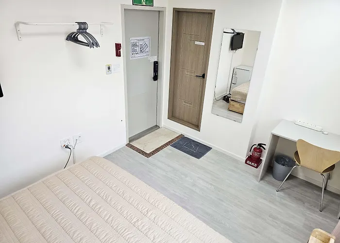 Boa Travel House Hostel *