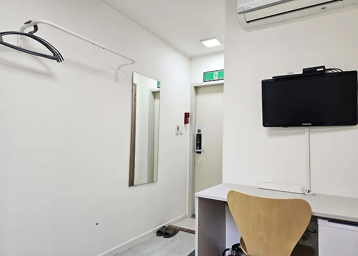 Boa Travel House Hostel *